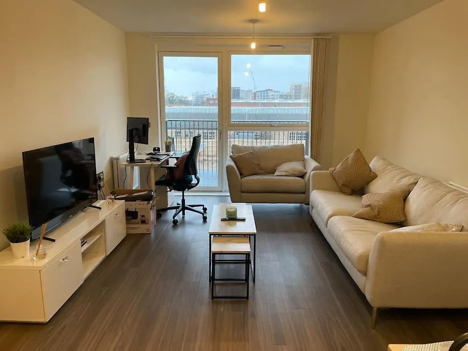 Flat In Hayes Apartment Hayes  0*, Hayes (Greater London)